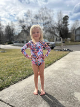 Load image into Gallery viewer, V- back leotard