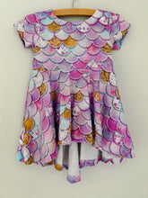 Load image into Gallery viewer, Hi-low Top