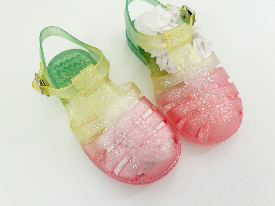 Jelly shoes