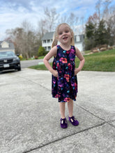 Load image into Gallery viewer, Gathered dress

