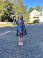 Load image into Gallery viewer, Swing dress

