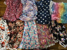 Load image into Gallery viewer, Short sleeved wren top
