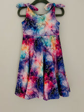 Load image into Gallery viewer, Tie peplum top

