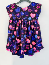 Load image into Gallery viewer, Hearts dolman dress size 3
